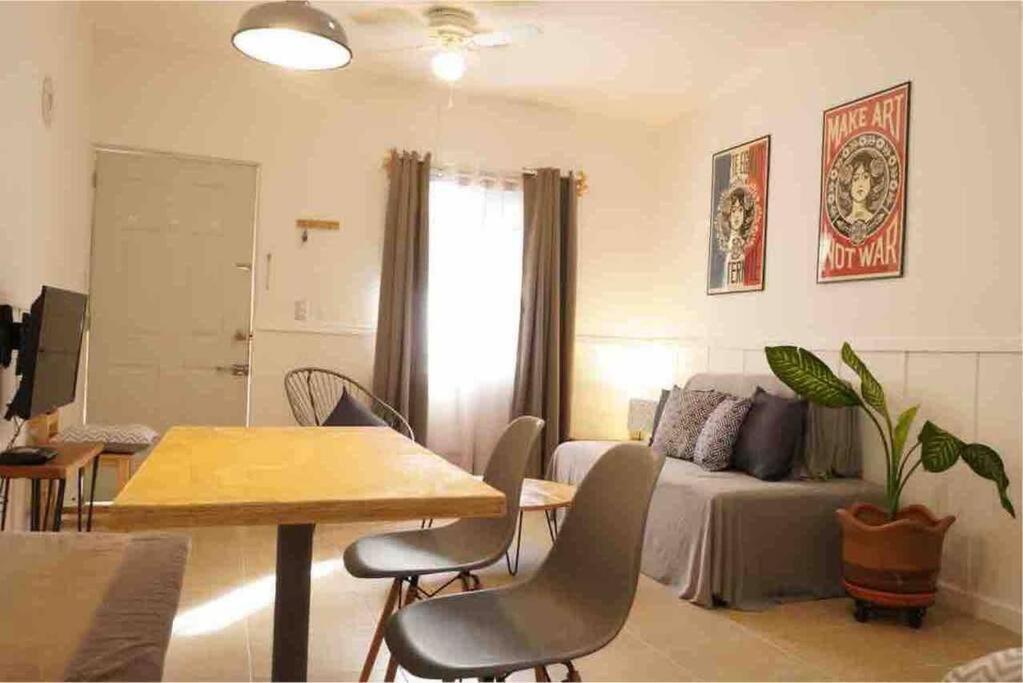 Beautiful & Cozy With Pool / Apartamento Playa del Carmen